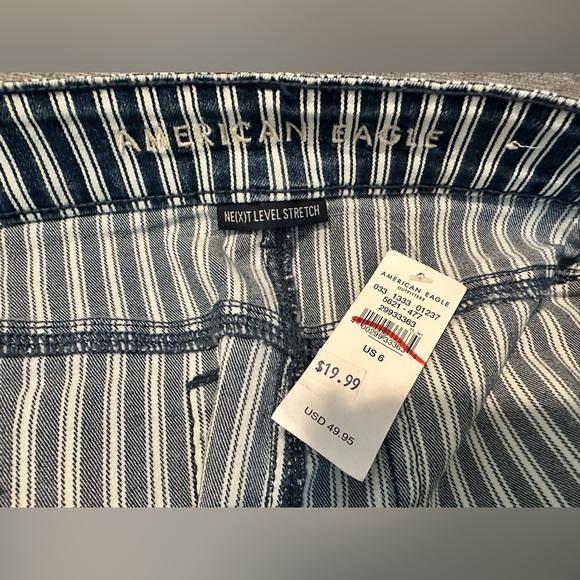 American Eagle AE Ne(x)t Level Stretch striped denim shorts. NWT Size 6 - Picture 4 of 4